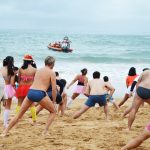 Sul Informação - FOTOGALERIA: Nem a ameaça de chuva afastou os banhistas de Ferragudo