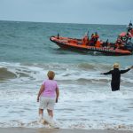 Sul Informação - FOTOGALERIA: Nem a ameaça de chuva afastou os banhistas de Ferragudo