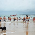 Sul Informação - FOTOGALERIA: Nem a ameaça de chuva afastou os banhistas de Ferragudo