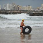 Sul Informação - FOTOGALERIA: Nem a ameaça de chuva afastou os banhistas de Ferragudo