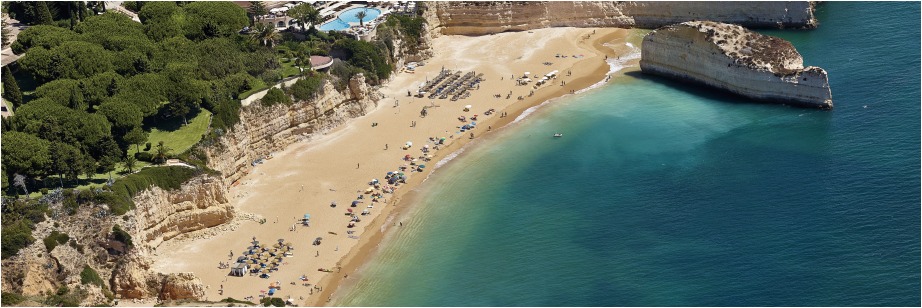 Praia Cova Redonda