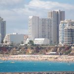 Sul Informação - Praia da Rocha tem três zonas de estacionamento tarifado