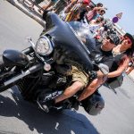 Sul Informação - Fotogaleria: Desfile bem animado encerrou Concentração que atraiu 30 mil motards