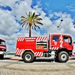 Sul Informação - Desfile do Dia Nacional do Bombeiro entusiasmou zona ribeirinha de Portimão