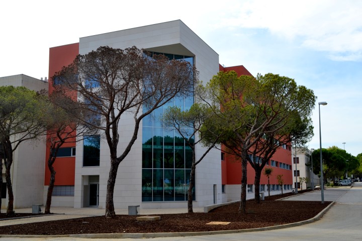 Edificio Medicina UAlg (2)