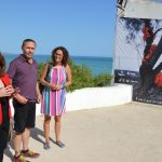 Sul Informação - Fotografias ao ar livre em Carvoeiro, Ferragudo e Senhora da Rocha denunciam drama dos refugiados