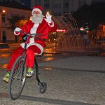 Sul Informação - FOTOGALERIA: Milhares de garrafas de plástico são agora enfeites de Natal em Portimão