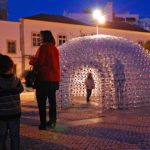 Sul Informação - FOTOGALERIA: Milhares de garrafas de plástico são agora enfeites de Natal em Portimão