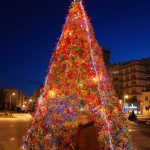 Sul Informação - FOTOGALERIA: Milhares de garrafas de plástico são agora enfeites de Natal em Portimão