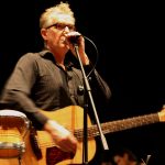 Sul Informação - FOTOGALERIA: Mick Harvey já deu o tom para concerto de hoje no Teatro das Figuras