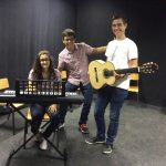 Sul Informação - FOTOGALERIA: Alunos do Agrupamento Manuel Teixeira Gomes levaram a sua música para a escola