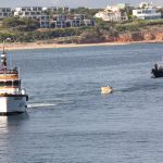 Sul Informação - FOTOGALERIA: Avioneta acidentada já foi retirada do fundo do mar e aguarda investigações