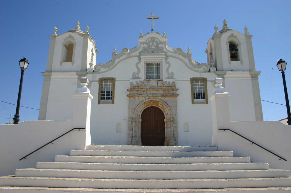 Igreja_Estombar_fachada