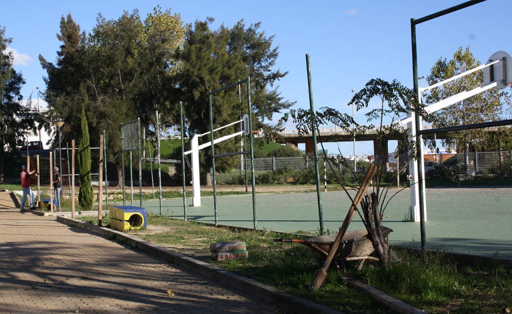 Início das obras no polidesportivo da João da Rosa