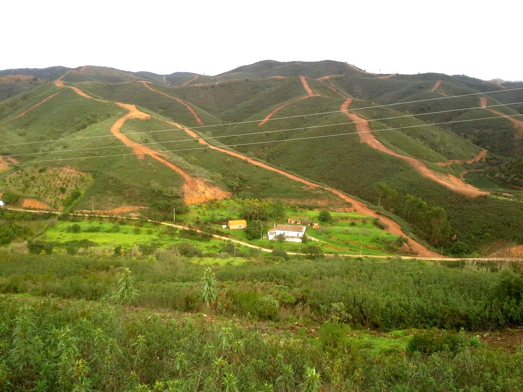 Intervenção Exército e Câmara Silves na serra_2