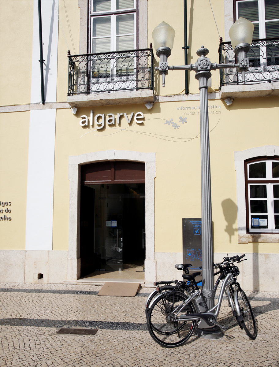 fachada do Posto de Turismo