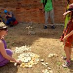 Sul Informação - Fotogaleria: Famílias inspiraram-se em Milreu para criar Land Art