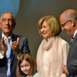 Sul Informação - Lídia Jorge recebe Medalha de Honra de Loulé das mãos do admirador Marcelo Rebelo de Sousa