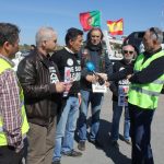 Sul Informação - FOTOGALERIA: CUVI acusa GNR de «excesso de zelo» durante protesto na Ponte do Guadiana