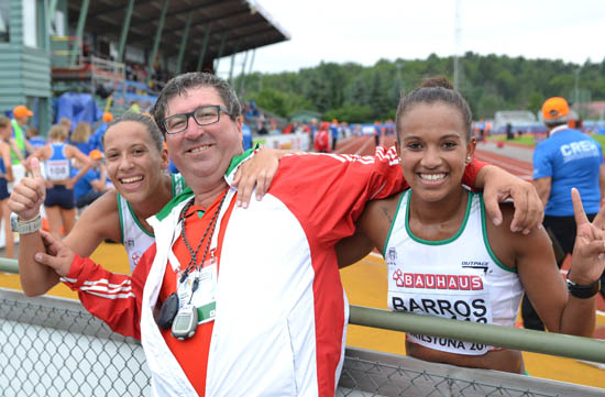 Edna Barros e Catarina Marques com o treinador, após a prova do Europeu na Suécia