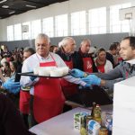 Sul Informação - FOTOGALERIA: Almoço solidário reuniu 50 voluntários e 550 famílias em Portimão