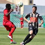 Sul Informação - FOTOGALERIA: Portimonense empata com Penafiel mas mantém 3º lugar