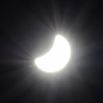 Sul Informação - FOTOGALERIA: Janela de céu limpo pôs algarvios a olhar para o céu para ver eclipse