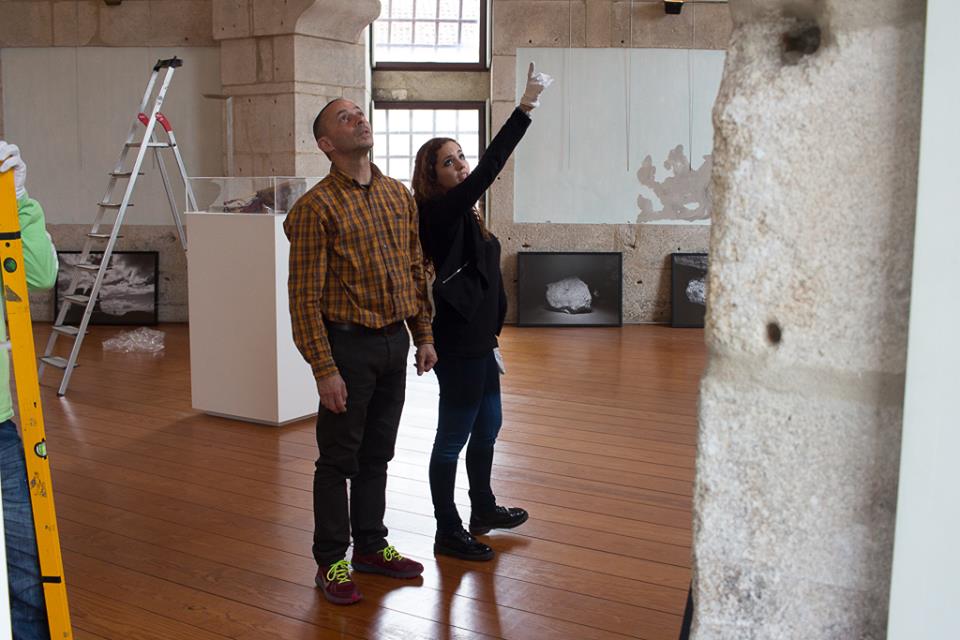 Montagem da exposição no CPF no Porto