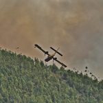 Sul Informação - Bombeiro ferido e viatura destruída, mas fogo começa a dar tréguas em Monchique