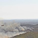 Sul Informação - Bombeiro ferido e viatura destruída, mas fogo começa a dar tréguas em Monchique