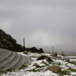 Sul Informação - FOTOGALERIA: Algarvios subiram a Serra para ver a neve em Monchique