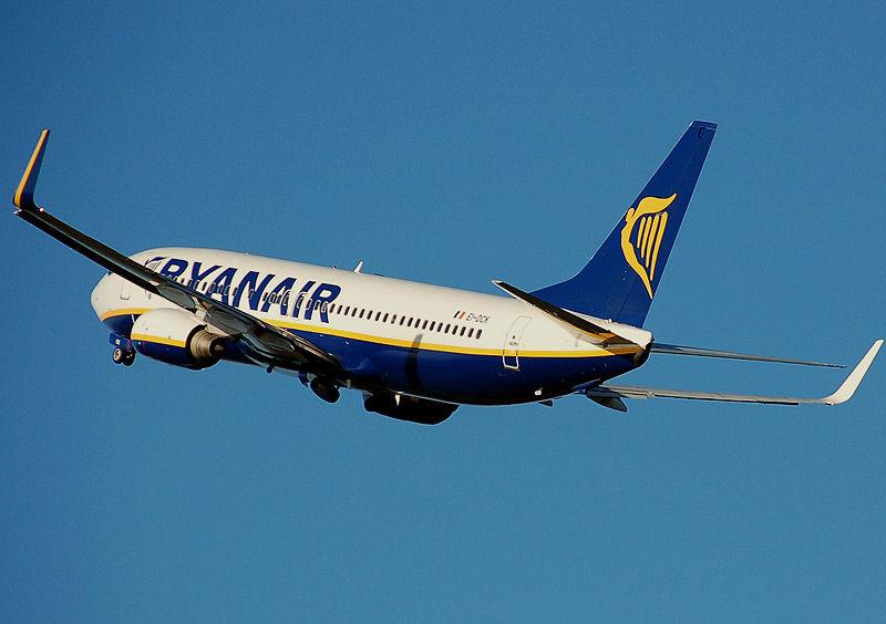 ryanair-aircraft-(6)