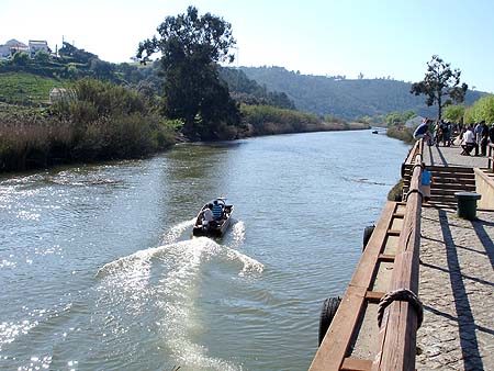 Sul Informação - Câmara de Odemira vai construir ponte pedonal para atravessar o Rio Mira