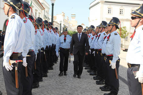 Sul Informação - Tavira celebra feriado municipal com medalhas e visita a obras