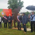 Sul Informação - Estátuas de salineiros inauguradas em Guérande reforçam laços de geminação com Castro Marim