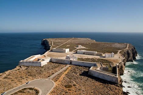 Sul Informação - Obras nas Muralhas e iluminação da Fortaleza de Sagres vão começar