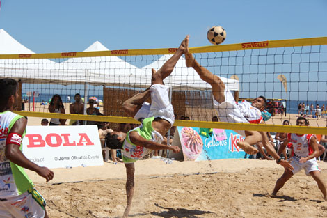 Sul Informação - Portugueses em bom plano, brasileiros dominaram no Mundial de Futvólei em Albufeira