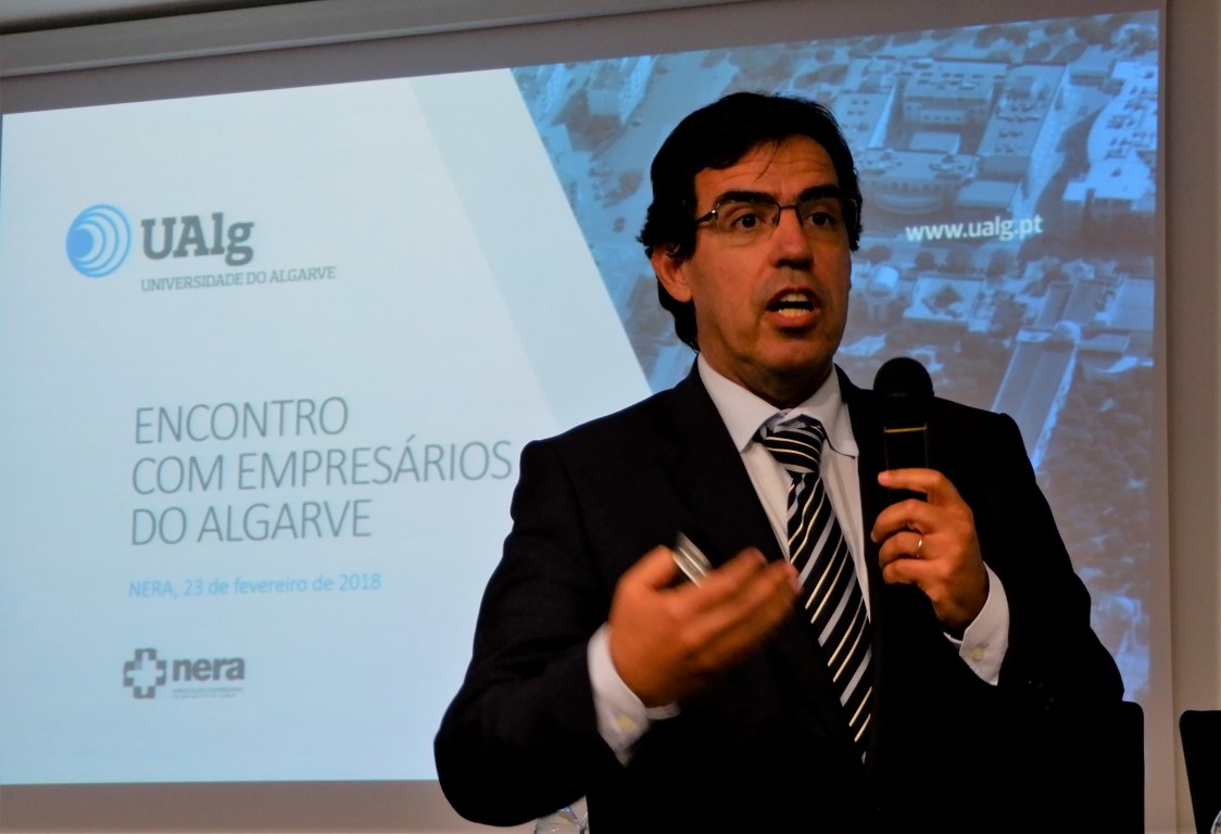 Sul Informação - Reitor começa a visitar empresas algarvias no 2º trimestre, um cluster de cada vez