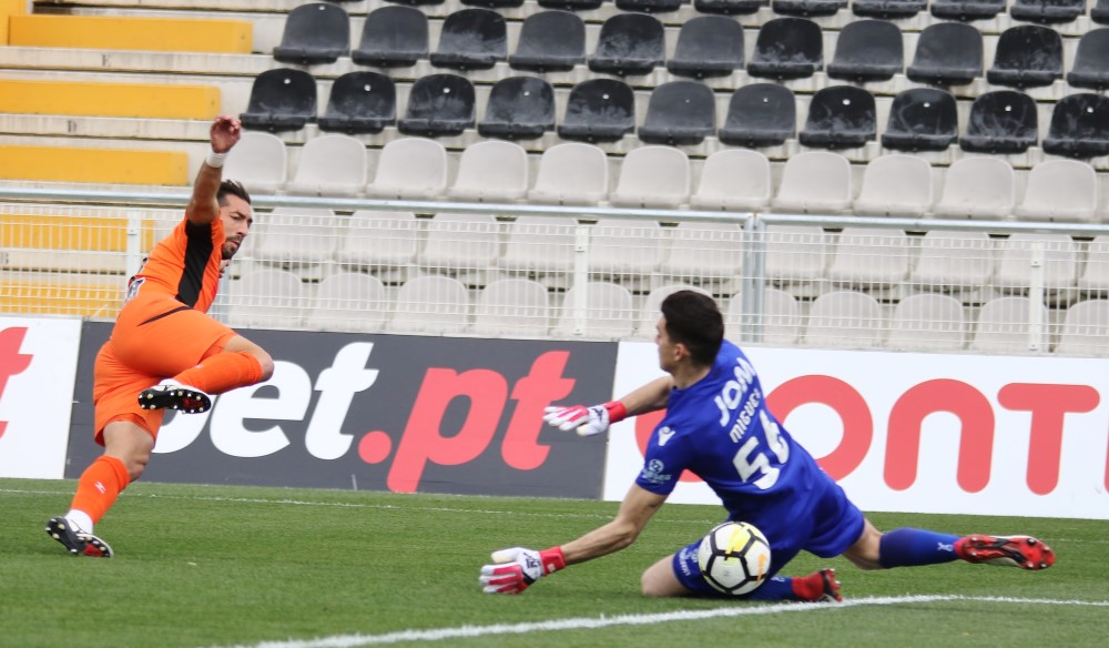 Sul Informação - Vitória sobre o Guimarães garante mais pontos ao Portimonense [fotogaleria]