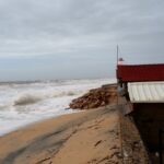 Sul Informação - Praia de Faro teve mais uma tarde de sobressalto depois de noite com estragos [com fotos]