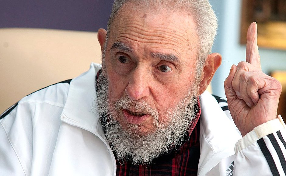 Sul Informação - Câmara de VRSA com bandeira a meia-haste para homenagear Fidel Castro