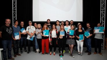 Alunos e Formandos participantes nos 2 projetos ERASMUS+ da ETIC_Algarve|Dra Isabel Gradil da Agência Nacional ERASMUS+ Educação e Formação - Entrega de Certificados de Participacao|Exposição Desafio Criativo ERASMUS+|Plateia atenta e participativa|Virginia Inacio - A cara do ERASMUS+ da ETIC_Algarve