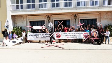 Protesto contra a exploração de Petróleo no Algarve