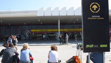 Turistas no Aeroporto de Faro