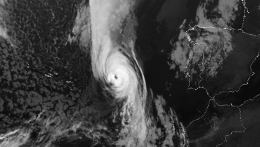 imagem do furacão ophelia|trajeto previsto do furacao ophelia